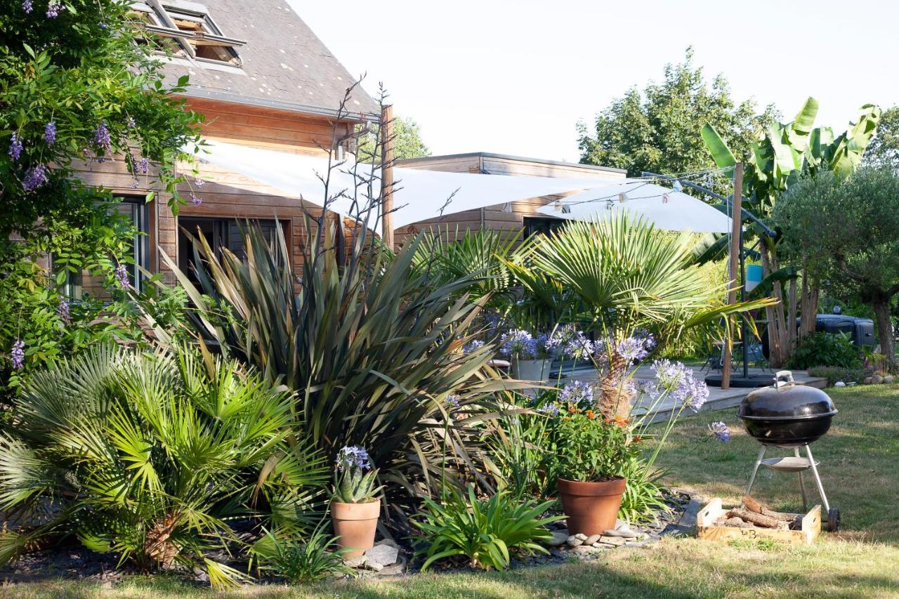 L'Oustaou Du Bodo Bed & Breakfast Ambon Exterior photo