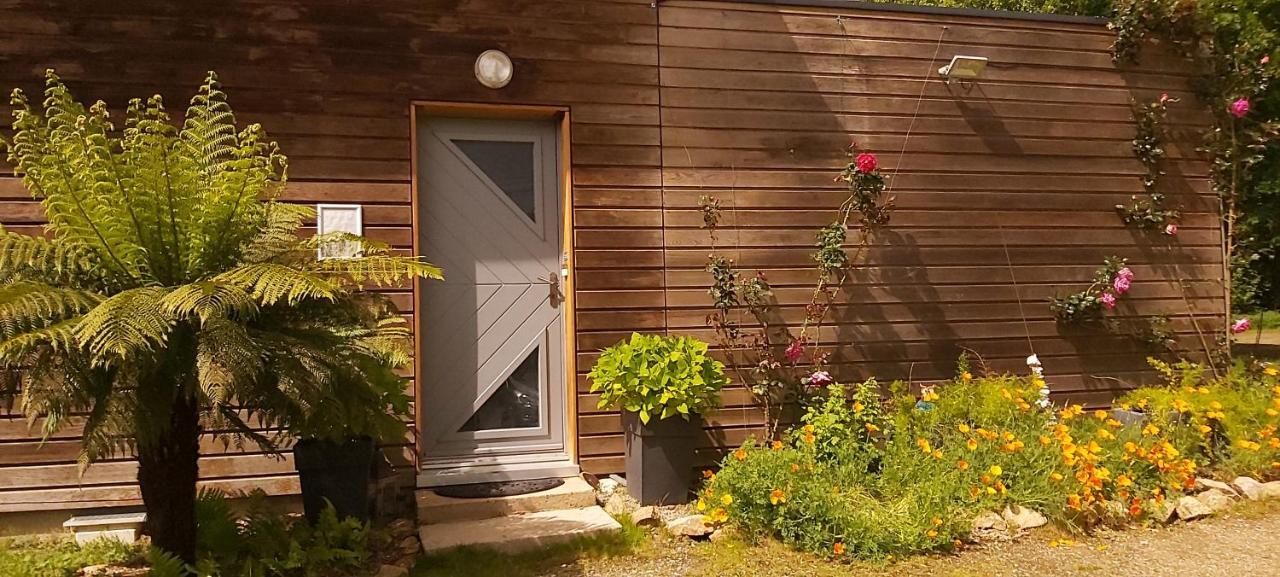 L'Oustaou Du Bodo Bed & Breakfast Ambon Exterior photo
